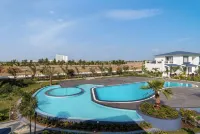 Enrise by Sayaji Dwarka - Pools