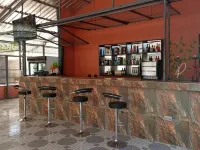 The Kramius Luxury Inn - bar