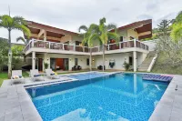 Cliff Haven Villa Krabi - Villaer