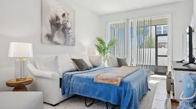 Retreat 8mi from Beach St. Augustine. Lake view! All Attractions/shopping close Các khách sạn gần First Coast Technical Institute