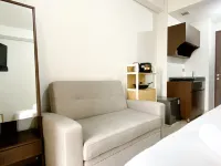 Good Choice and Homey Studio Transpark Cibubur Apartment Отели в г. Джакарта