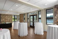 Kanuga Inn & Lodging - Morgenmad