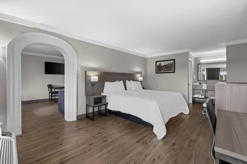 Quality Inn & Suites I-75 Hotels in Marion County