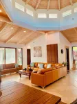 Poipu Beach Estates: Walk to Beach/Shops, Sleeps 8-16, AC, Pool, Fitness Club! - 3 étoiles