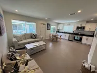 Private Heated Pool-1 Story-2 Blocks to Beach-Tropical Courtyard-"St. Maarten"