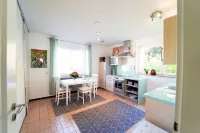 Large, quiet vacation apartment (approx. 70sqm) with large balcony and shared use of the garden