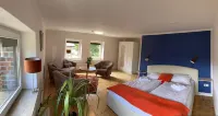 CLOSE TO THE BEACH, FAMILY FRIENDLY, LARGE PLOT Hotels in Altenkirchen