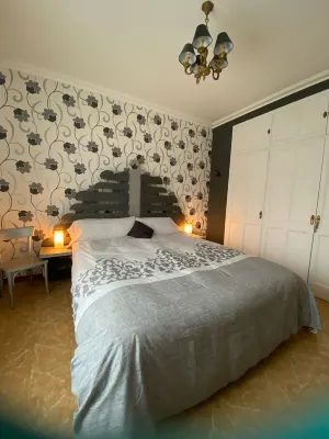 Mediteranean Sweet & Suite