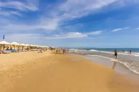 Guardamar Hill Resort Spa, Pool, Sauna, Fitness, Tennis and Beach at 500 meters. 과다마르델세게라 호텔