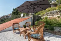 Koru Apartment - Waterview apartments . One bedroom Apartment with pool