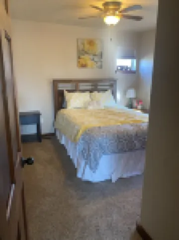 Cozy Functional Cabin with Pools, Waterparks and Lake Access