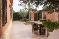 Quiet Villa with private pool very close to Torrevieja center