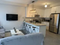 Spacious and modern townhome in Collingwood