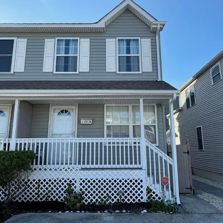 Block Away From Beach, Multi-Level Condo