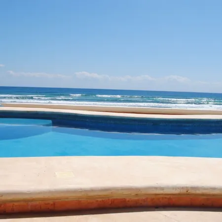 Georgous 4 bedroom-4.5 bath Oceanfront Villa - Tulum- Oceanside Priv. Pool.