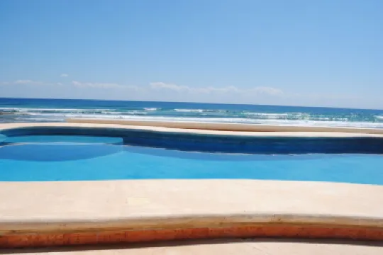 Georgous 4 bedroom-4.5 bath Oceanfront Villa - Tulum- Oceanside Priv. Pool. Hotel di 