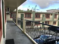 Charming 2BD Private Condo for Families/ 3 beds / washer and dryer in building