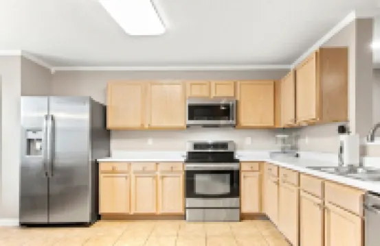 2025 Special! 3BR, Sleep 8- 2 King Beds, 4 Full Beds