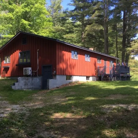 2 Bedroom, 2 Bath Ranch Style Home