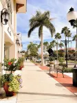 Modern, Fully Renovated Home only 7 minutes from the Beach