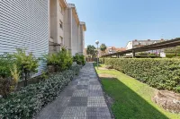 Can Costelles - Ático en Primera Línea con Vistas al Mar, Piscina y Parking