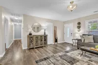 3BR - Pet-Friendly & Close to Downtown Greer Hotels in Greer