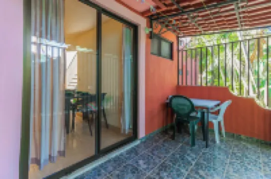 Las Palmas Loft: Pool & Beach Escape