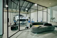 Racers Lodge "Grand Prix" with lifting platform and double garage, near Nürburgring