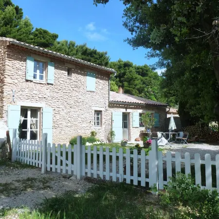 Charming 3 CH house in the countryside. Panoramic view of the Ventoux