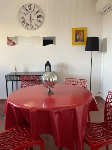 T2 air-conditioned - quiet - garden and private entrance -ST Aygulf - pets welcome.