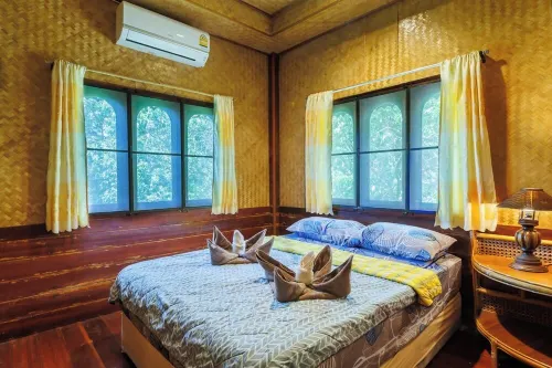 Baan Nam @The Hill Village | Thong Nai Pan