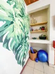 Vibrant Jungle Oasis Apt- Long stays & Medical Tourism, Patio, Fitness Equipment