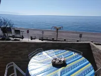 A WINDOW ON THE SEA Hotel a Roccalumera