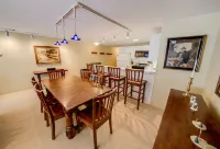 Spacious Condo with Excellent Location at the Base of Aspen Mountain