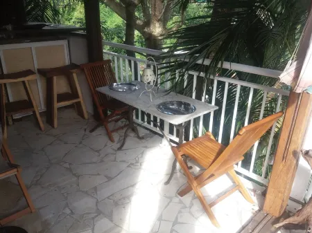 My Creole bungalow. Ideally located between northern mountains and southern beaches