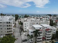 Large 3 bedroom, 2 bathroom property conveniently located steps from the beach.