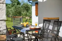 Summer offer/ Villa ULIKA, near the sea/with private pool/quiet place