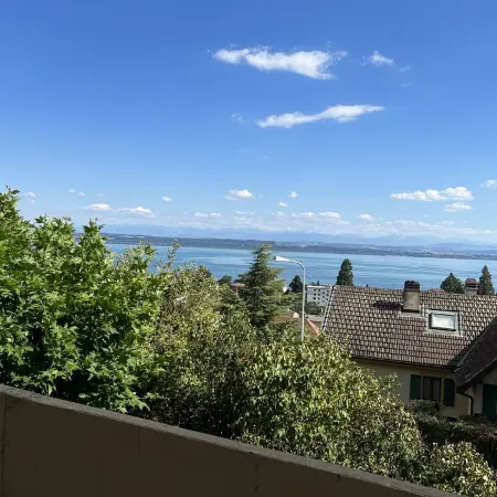 Large apartment. 3 bedrooms, Alpes Rez, Neuchatel