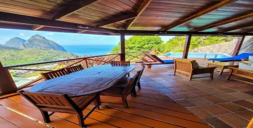 $1MIL PITON VILLA VIEW - COLOMBETTE
