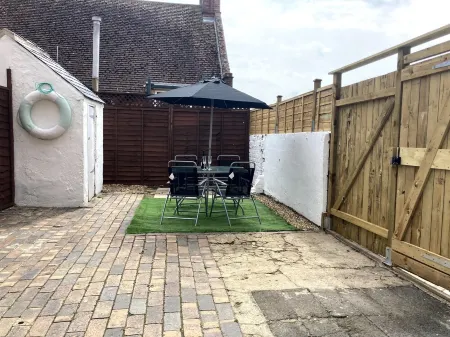 Stunning sea views set in Scarborough's Old Town