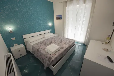 羅馬港住宅酒店