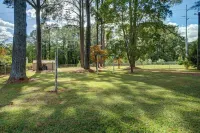 Modern & Cozy Home Mins to everything