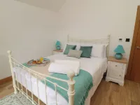 Tawny Barn - 4-Star