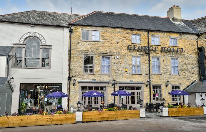The George Hotel