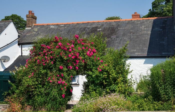 3 Horse Pool Road