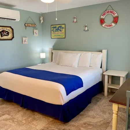 Beachgate Condo Suites and Hotel 233 Condo