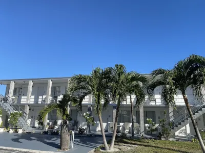 Pelican by the Sea Hôtels à proximité de : Orchid Beach