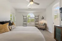 The Country House 6 Bedroom Home - balcony