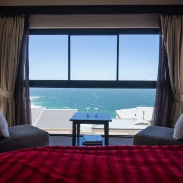 Simon’s Town Guest House Отели рядом с достопримечательностью «Пляж Мёйзенберг»