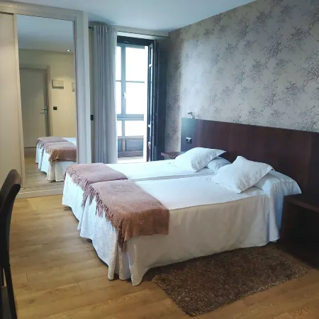 Hotel Villa Marrón